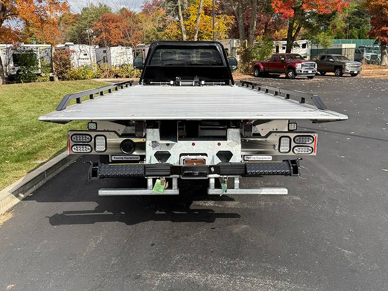 2024 Ford F550 (Key# 1984) 6
